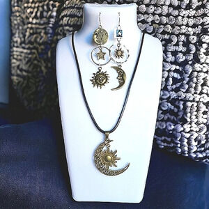 🆕️Boho-Chic Sun & Moon ☀️🌙 Celestial Fashion Jewelry Set - Necklace & Earrings